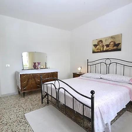 Sleeps 6 Wifi Semesterbostad *