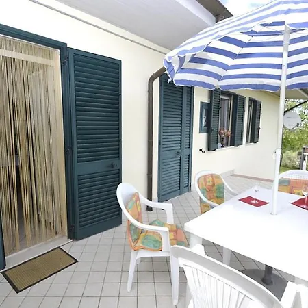 Sleeps 6 Wifi