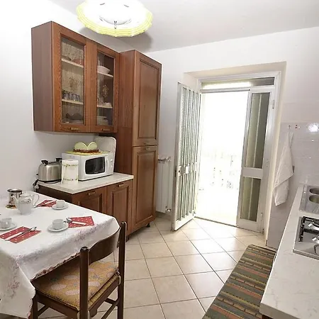 Semesterbostad Sleeps 6 Wifi Cellino Attanasio