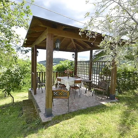 Sleeps 6 Wifi