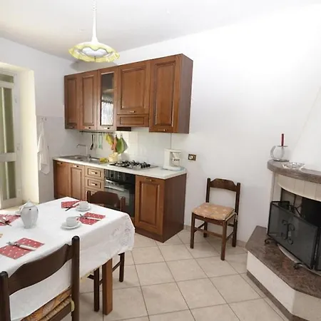 Sleeps 6 Wifi Semesterbostad *
