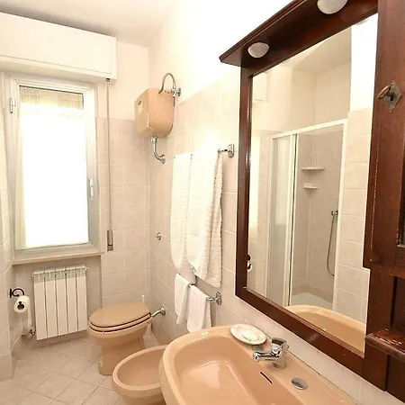 Sleeps 6 Wifi Semesterbostad